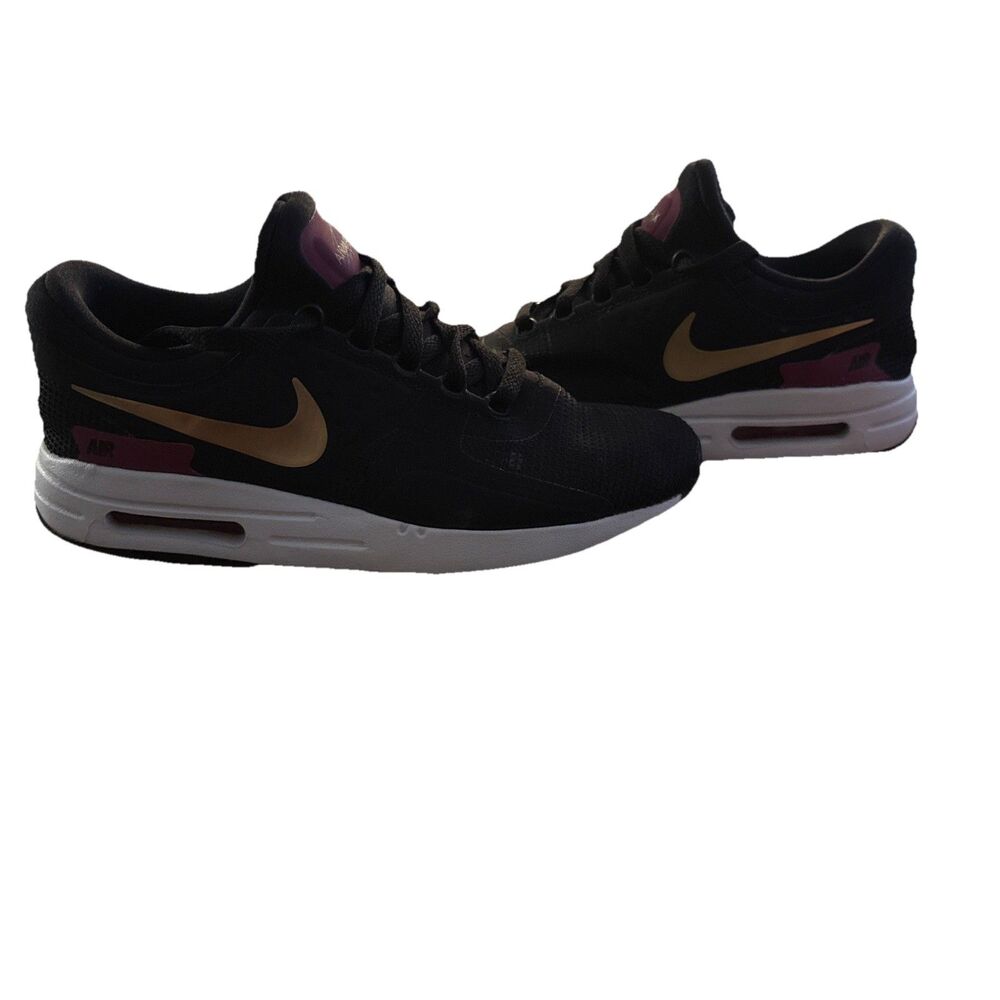 NIKE KIDS AIR MAX ESSENTIAL KIDS SIZE 6.5Y